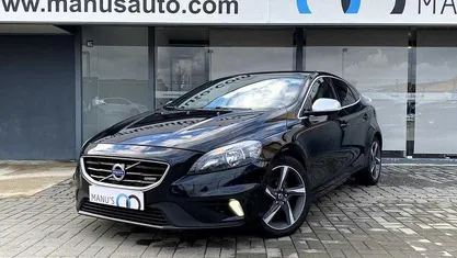 Preto Usado 2013 Volvo V40 R-Design | € 11.750 (Preço justo)