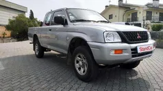 Cinzento Usado 2002 Mitsubishi L200 Pickup | € 16.500 (Preço justo)