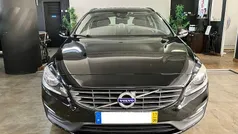 Usado 2017 Volvo V60 Kinetic Carrinha | € 14.900 (Bom preço)