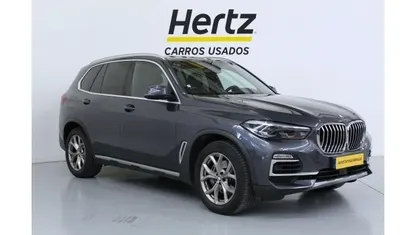 Cinzento Usado 2021 BMW X5 xLine SUV | € 47.490 (Preço justo)