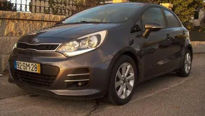 Antracite Usado 2017 Kia Rio | € 10.400 (Preço justo)