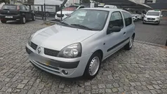 Cinza Usado 2001 Renault Clio II | € 1.950 (Preço justo)