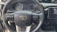 Branco Usado 2020 Toyota HiLux Pickup | € 32.900 (Preço justo)