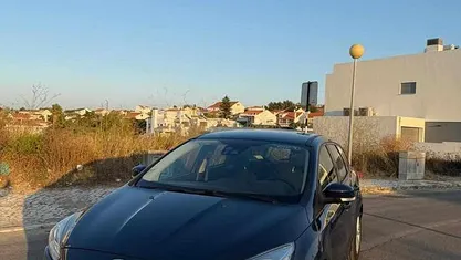 Usado Ford Focus 120 HP (88 kW) 2017 Azul Sedan