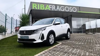 Usado Peugeot 3008 130 HP (95 kW) 2021 Branco SUV