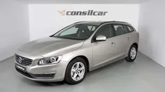 Usado 2015 Volvo V60 Kinetic Carrinha | € 12.980 (Preço justo)
