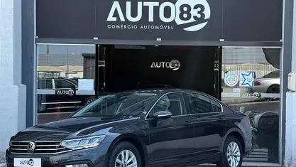 Usado VW Passat 150 HP (110 kW) 2020 Preto Sedan