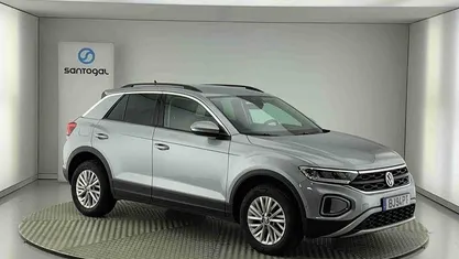 Outra Usado 2024 VW T-Roc Life SUV | € 23.200 (Preço justo)
