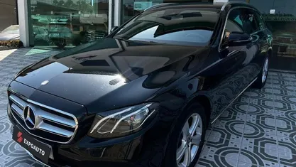 Preto cinzento Usado 2018 Mercedes E220 Avantgarde Carrinha | € 24.250 (Preço justo)