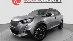 Cinza Usado 2023 Peugeot e-2008 GT-line SUV | € 27.999 (Preço justo)