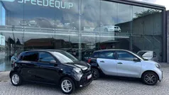 Cinza Usado 2022 Smart ForFour Electric Drive Passion | € 12.750 (Bom preço)