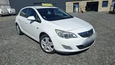 Branco Usado 2011 Opel Astra Njoy | € 7.650 (Preço justo)