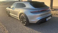 Cinzento Usado 2022 Porsche Taycan Sedan | € 69.000 (Bom preço)