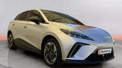 Usado 2025 MG MG4 EV Citadino | € 24.390 (Preço justo)