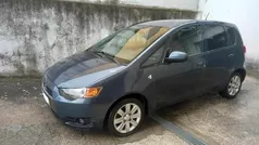 Cinzento Usado 2012 Mitsubishi Colt Citadino | € 6.500