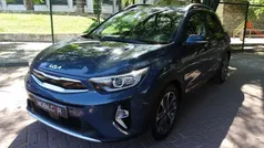 Azul Usado 2022 Kia Stonic SUV | € 15.450 (Bom preço)