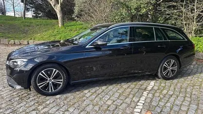 Preto Usado 2021 Mercedes E220 Carrinha | € 36.750 (Preço justo)