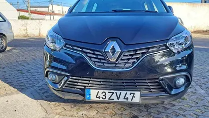 Preto Usado 2017 Renault Scénic Monovolume | € 14.500 (Preço justo)