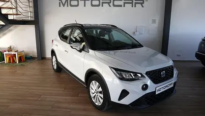 Usado Seat Arona Style 110 HP (80 kW) 2022 Branco SUV