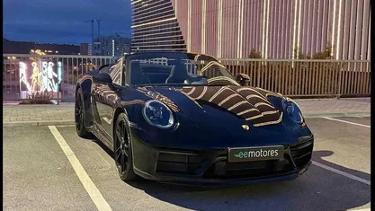 Usado Porsche 992 480 HP (353 kW) 2024 Preto Cabrios