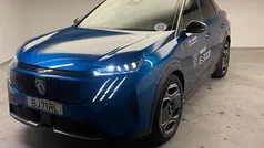 Azul Usado 2024 Peugeot e-3008 GT SUV | € 47.000 (Preço justo)