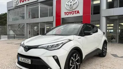 Branco Usado 2021 Toyota C-HR SUV | € 26.990 (Preço justo)