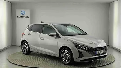 Usado Hyundai i20 Comfort 84 HP (61 kW) 2024 Cinzento Citadino