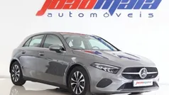 Branco Usado 2024 Mercedes A200 Sedan | € 37.500 (Preço justo)