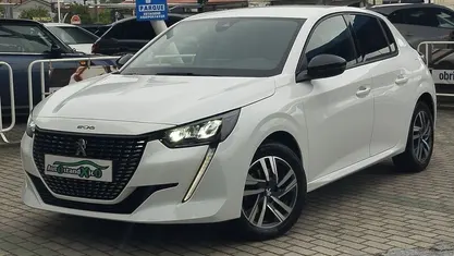 Usado Peugeot 208 Active 102 HP (75 kW) 2022 Branco Citadino
