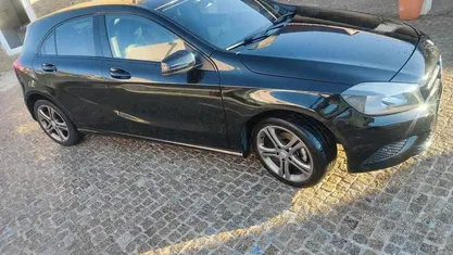 Usado Mercedes A180 109 HP (80 kW) 2013 Preto