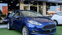 Azul Usado 2015 Ford Fiesta Titanium Citadino | € 10.790 (Preço justo)