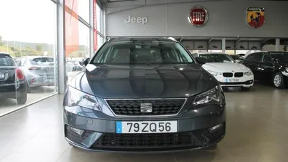 Usado Seat Leon ST 115 HP (84 kW) 2019 Antracite Carrinha