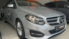 Cinza Usado 2018 Mercedes B180 Style Monovolume | € 20.990 (Preço justo)