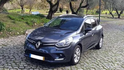 Azul Usado 2017 Renault Clio GrandTour Carrinha | € 9.950 (Bom preço)