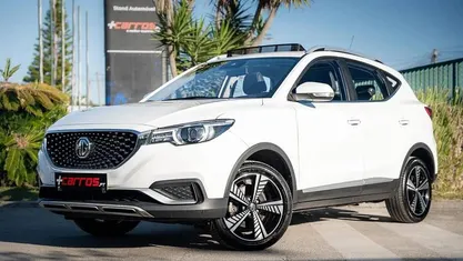 Usado MG ZS Luxury 105 kW (143 HP) 2021 Branco SUV