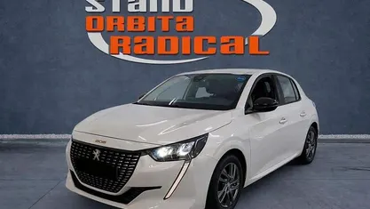 Branco Usado 2022 Peugeot 208 Citadino | € 15.000 (Preço justo)