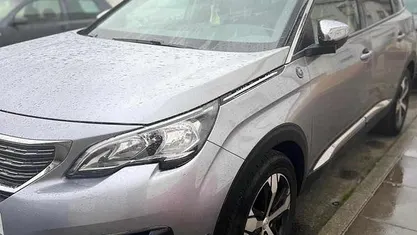 Cinzento Usado 2019 Peugeot 5008 Citadino | € 16.000 (Preço justo)