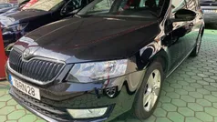 Preto Usado 2016 Skoda Octavia Style Carrinha | € 11.500 (Preço justo)
