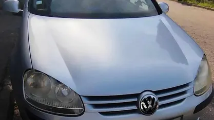 Cinzento Usado 2005 VW Golf IV Citadino | € 4.900 (Preço justo)