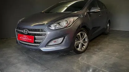 Cinzento Usado 2016 Hyundai i30 Carrinha | € 10.496 (Preço justo)