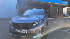 Cinzento Usado 2023 Peugeot 5008 Allure Monovolume | € 30.490 (Preço justo)