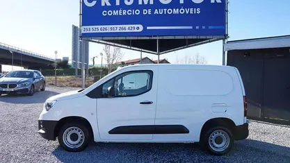 Branco Usado 2022 Opel Combo Carrinha | € 15.350 (Preço justo)