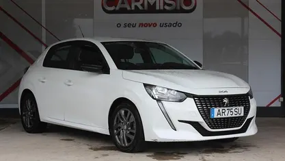 Branco Usado 2022 Peugeot 208 Active Citadino | € 12.900 (Bom preço)