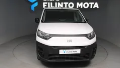 Branco Usado 2023 Fiat Doblò Monovolume | € 18.390 (Preço justo)