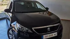 Preto Usado 2018 Peugeot 308 Active Citadino | € 12.750 (Preço justo)