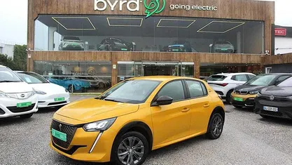 Outra Usado 2023 Peugeot e-208 Citadino | € 16.900 (Bom preço)