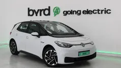 Branco Usado 2021 VW ID.3 Pure Citadino | € 19.900 (Preço justo)