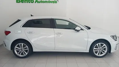 Branco Usado 2022 Audi A3 Advanced Carrinha | € 24.999 (Preço justo)