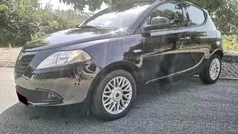 Preto Usado 2014 Lancia Ypsilon Gold Citadino | € 7.500 (Preço justo)
