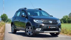 Preto Usado 2019 Dacia Sandero Citadino | € 11.900 (Preço justo)